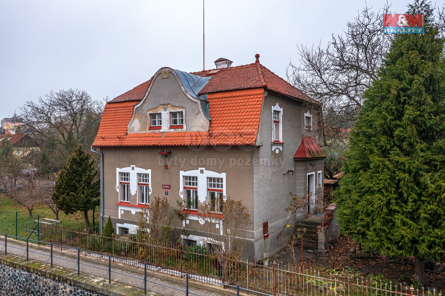 pohled na dům