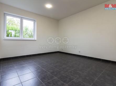 IMG_0521a.jpg | Pronájem - dům/vila, 273 m²