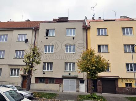 dům z ulice | Pronájem bytu, 3+1, 105 m²