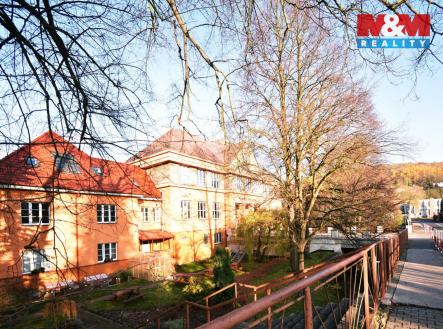 škola | Prodej - pozemek pro bydlení, 1 217 m²