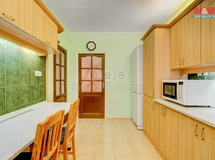 25f7d36b-5f94-4595-9e76-734fd8d968ab.jpg | Prodej - dům/vila, 217 m²