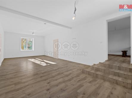 002LL.jpg | Prodej bytu, 5+1, 181 m²