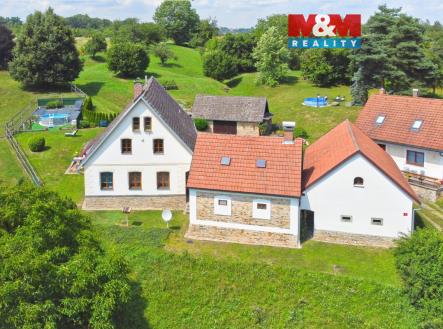 hl foto inzerát.jpg | Prodej - dům/vila, 247 m²