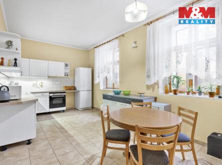 DSC07934.jpg | Prodej - dům/vila, 1 028 m²