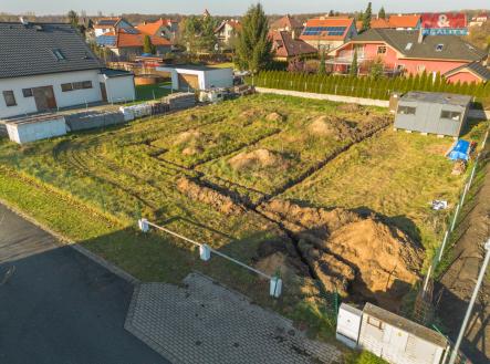 pozemek | Prodej - dům/vila, 130 m²