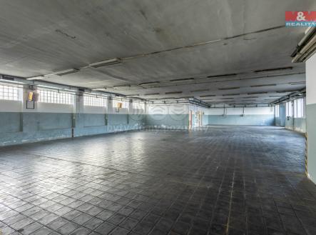 hala | Pronájem - výrobní prostor, 337 m²