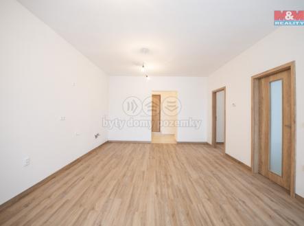 kuchyň a obývací pokoj | Prodej bytu, 3+kk, 65 m²