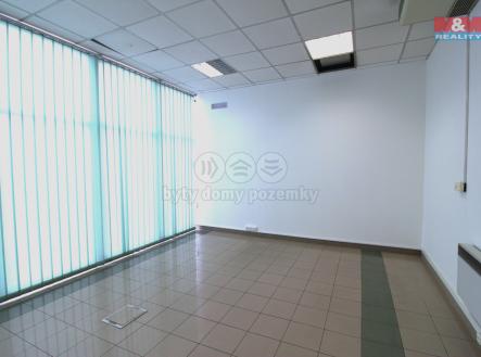 IMG_3537.jpg | Pronájem - kanceláře, 695 m²