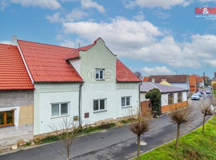 Pohled na dům | Prodej - dům/vila, 160 m²