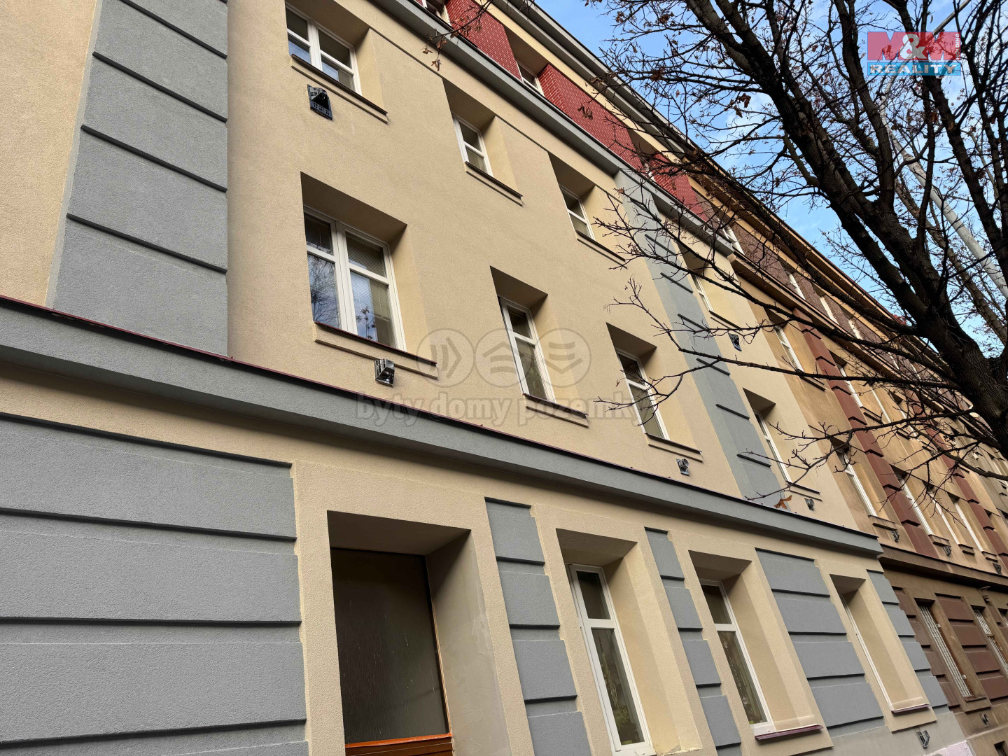 Pronájem bytu 1+1, 40 m², Praha, ul. Nemocniční