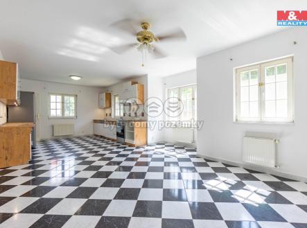 f7d5dc73-e153-438b-982e-9f6e45b29560.jpg | Pronájem - dům/vila, 240 m²