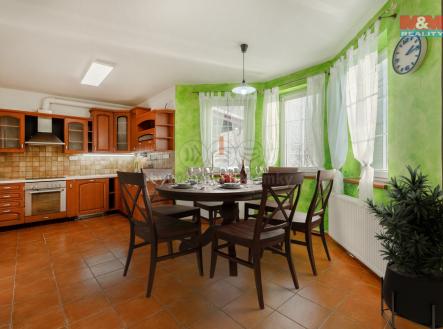 Kuchyně | Prodej - dům/vila, 271 m²
