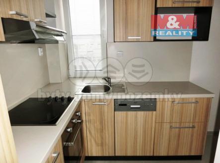 Kuchyně s obývacím pokojem | Pronájem bytu, 3+kk, 48 m²