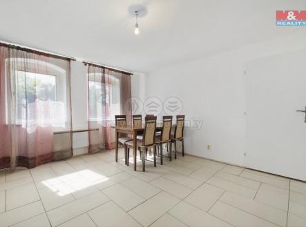 . | Prodej - dům/vila, 210 m²