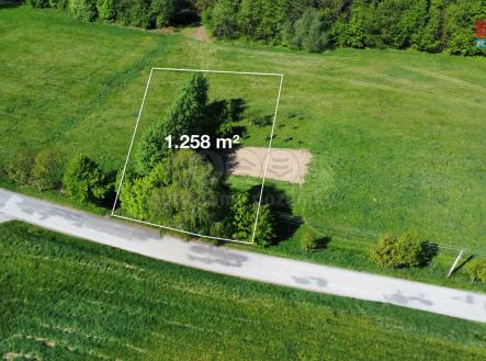 dji_fly_20250430_103426_330_1746002075704_photo_optimized.jpg | Prodej - pozemek pro bydlení, 1 258 m²