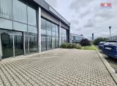 Pronájem - kanceláře, 300 m²