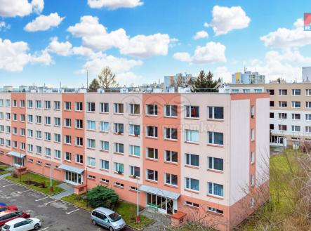 Pohled na dům | Prodej bytu, 2+1, 38 m²