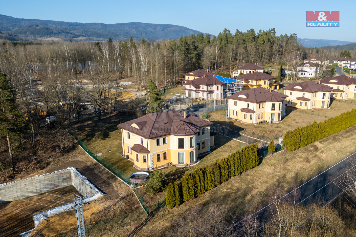 DJI_0989.jpg