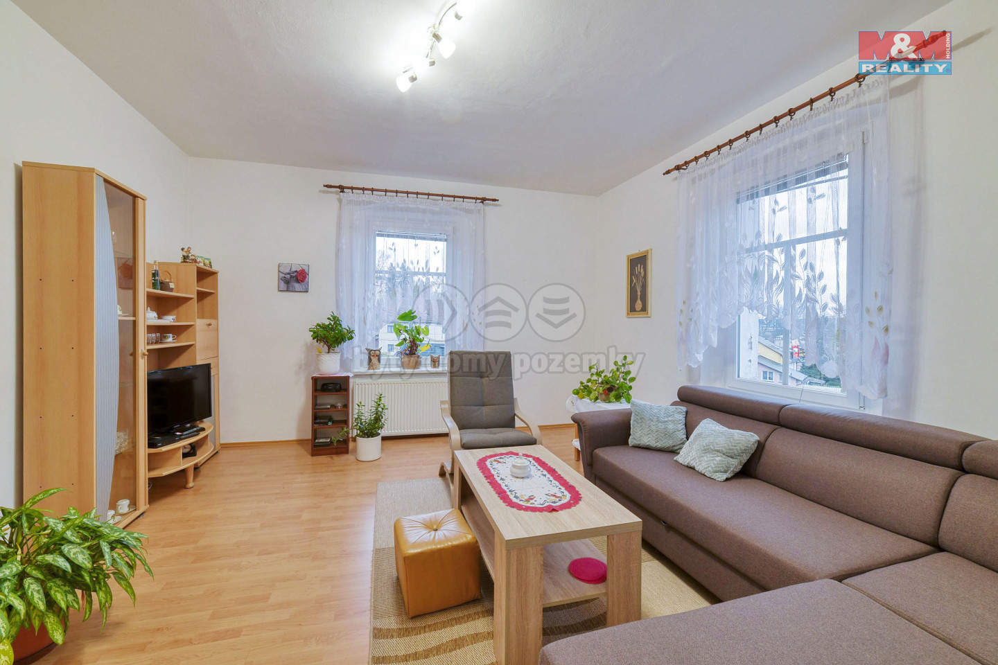 7c251040-4fae-4bd2-94d9-d0b6d50a9ae8.jpg
