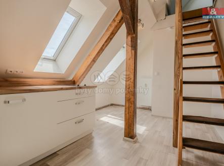d85-2749-hdr.jpg | Prodej - kanceláře, 51 m²