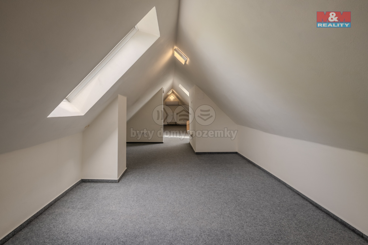 d85-2761-hdr.jpg
