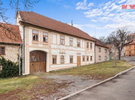 001.jpg | Prodej - dům/vila, 450 m²