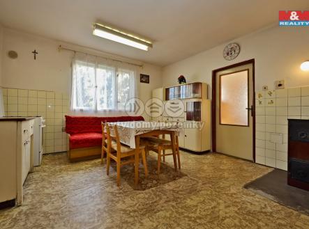 ff7e0f24-be06-46b5-9e7a-98d664174372.jpg | Prodej - dům/vila, 80 m²