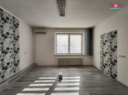IMG_20250217_125348.jpg | Pronájem - obchodní prostor, 24 m²