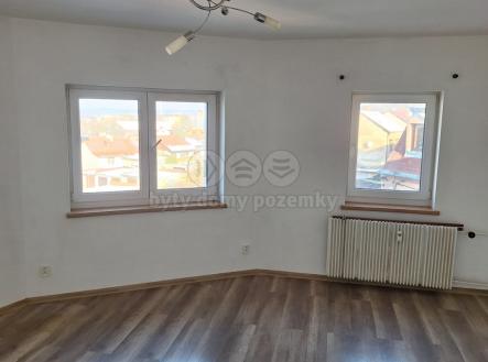 IMG-20250218-WA0015.jpg | Pronájem bytu, 2+1, 48 m²