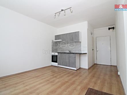 kuchyň | Pronájem bytu, 2+kk, 38 m²
