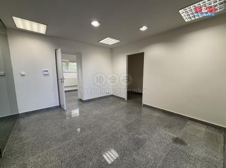 IMG_3719.jpg | Pronájem - obchodní prostor, 54 m²