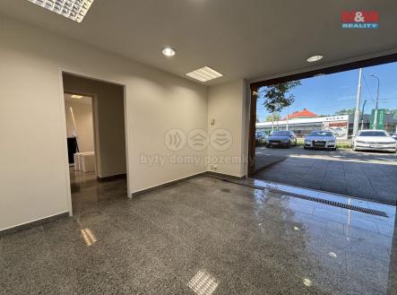 IMG_3720.jpg | Pronájem - obchodní prostor, 54 m²