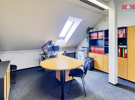 IMG_3134.jpg | Pronájem - obchodní prostor, 245 m²