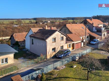 dji_fly_20250222_150144_0009_1740251754118_aeb.jpg | Prodej - dům/vila, 130 m²