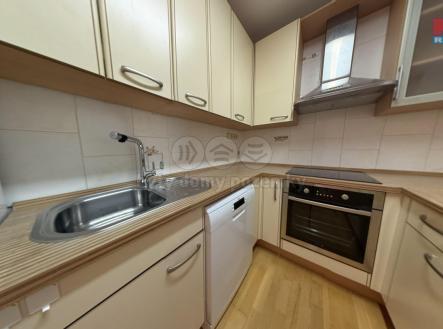 Augustinova-206512-byt-50-51-Byt-51-2kk-kuchynsky-kout.jpg | Prodej bytu, 5+kk, 127 m²