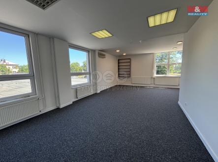 IMG_3745.jpg | Pronájem - kanceláře, 240 m²