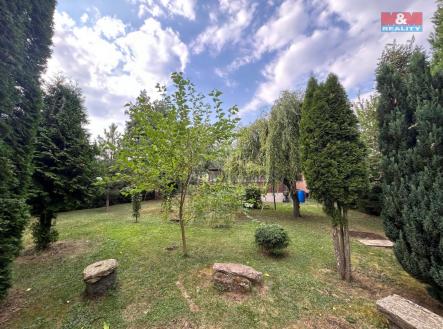 pozemek.jpeg | Prodej - pozemek pro bydlení, 1 044 m²