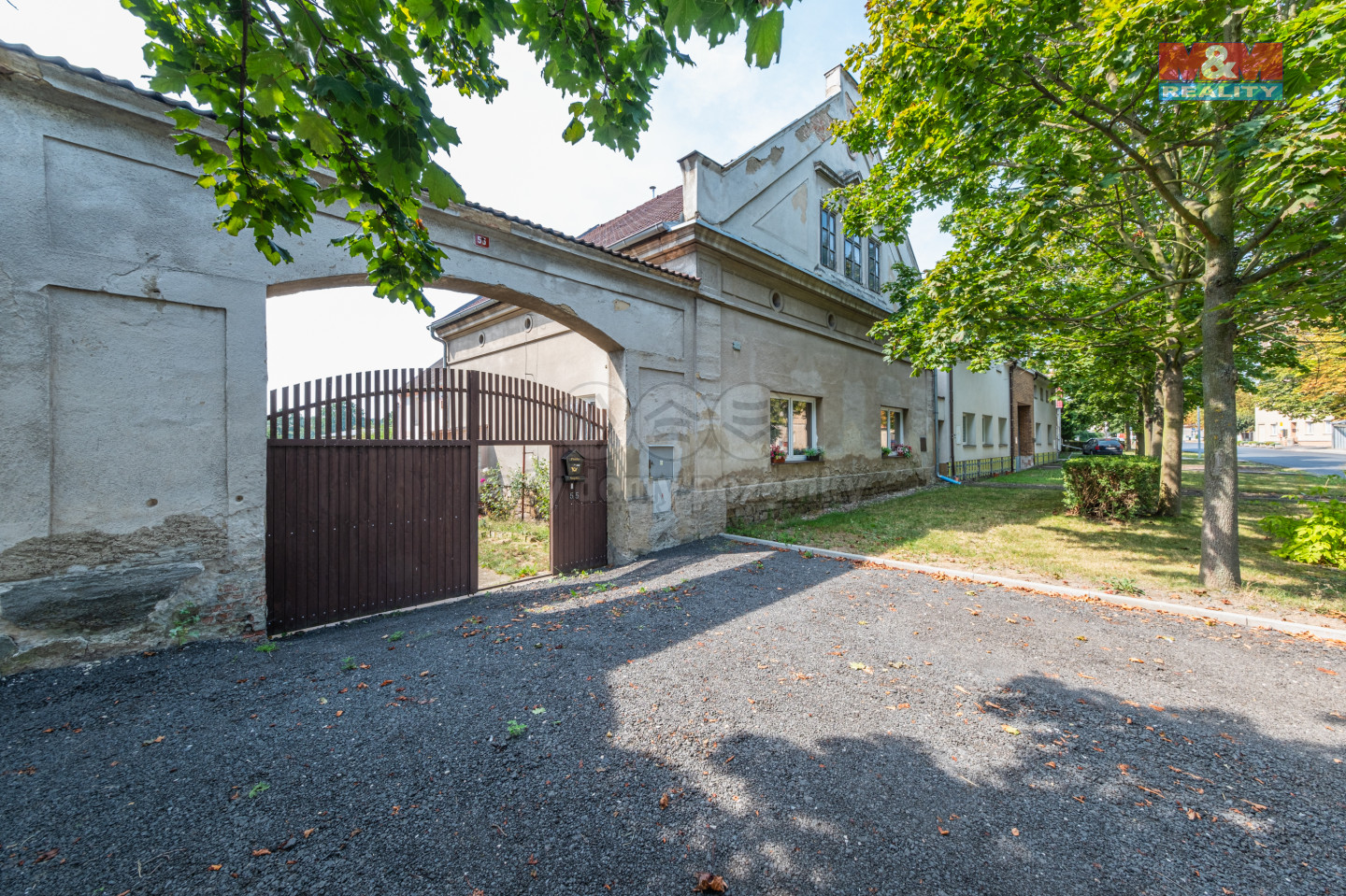 dům