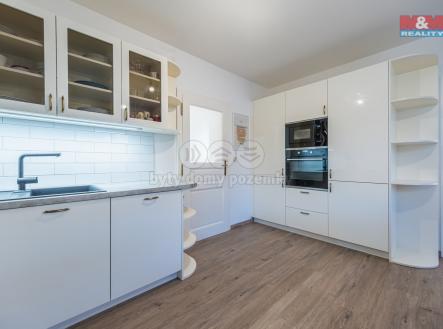 902378 - Prodej rodinného domu, 250 m², Bukovany | Prodej - dům/vila, 250 m²