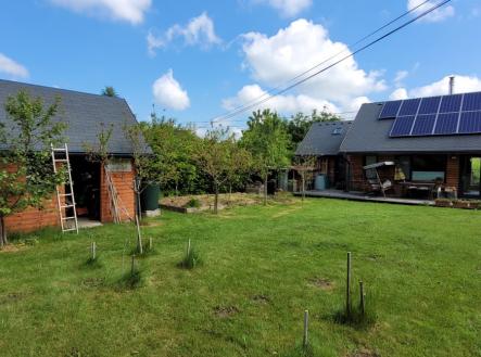 Dům a zahrada | Prodej - dům/vila, 100 m²