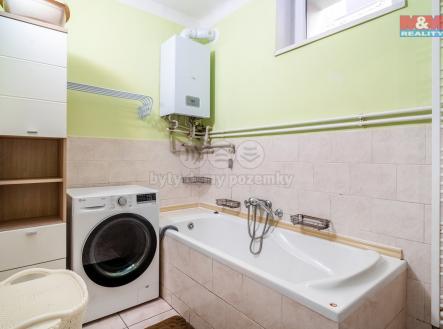 1NP - koupelna | Prodej - dům/vila, 120 m²