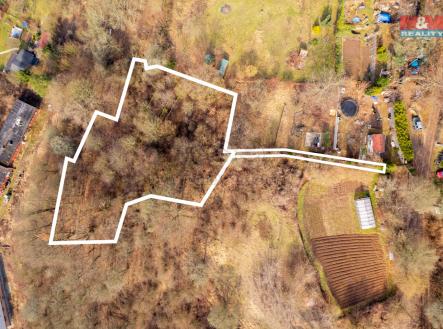 Pohled na prodávaný pozemek | Prodej - pozemek pro bydlení, 2 455 m²