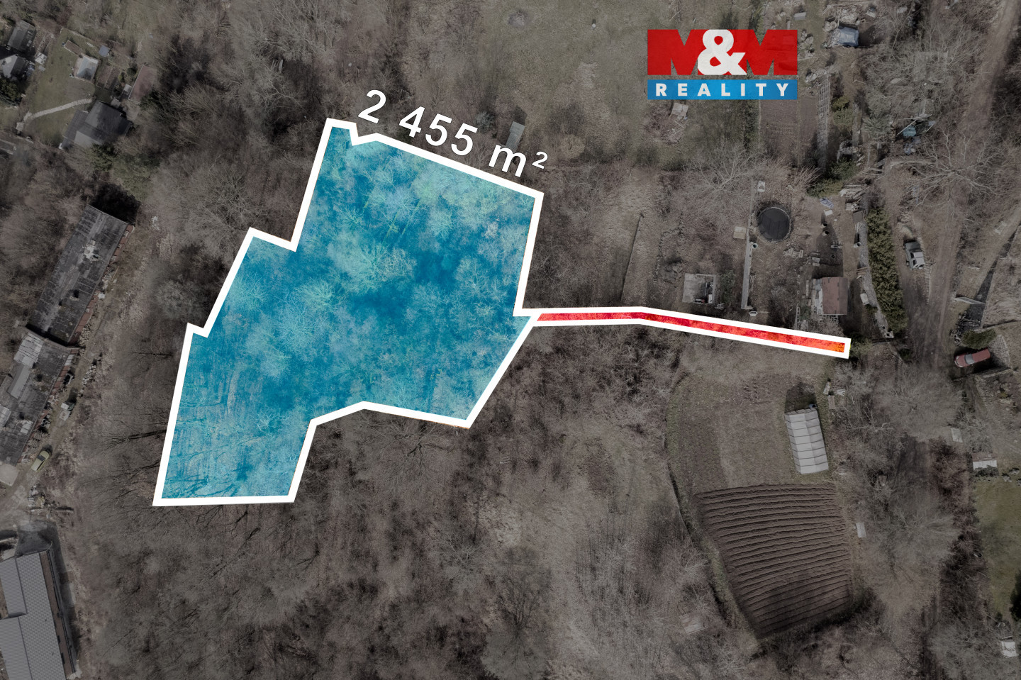 Pohled na prodávaný pozemek