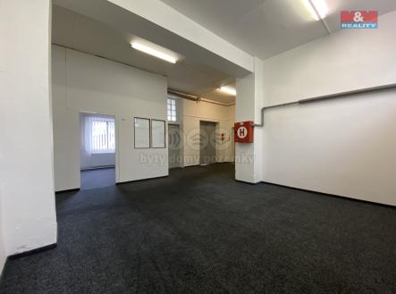 IMG_1339.jpg | Pronájem - skladovací prostor, 150 m²