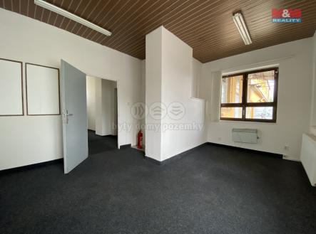 IMG_1326.jpg | Pronájem - skladovací prostor, 70 m²