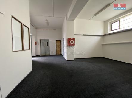 IMG_1329.jpg | Pronájem - skladovací prostor, 70 m²