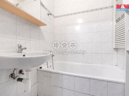 e51e3da3-c80f-4664-ae9d-258513416f45.jpg | Prodej bytu, 3+1, 69 m²