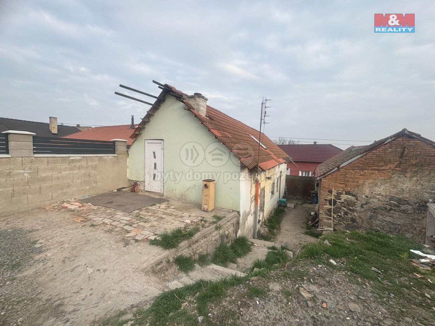 dům