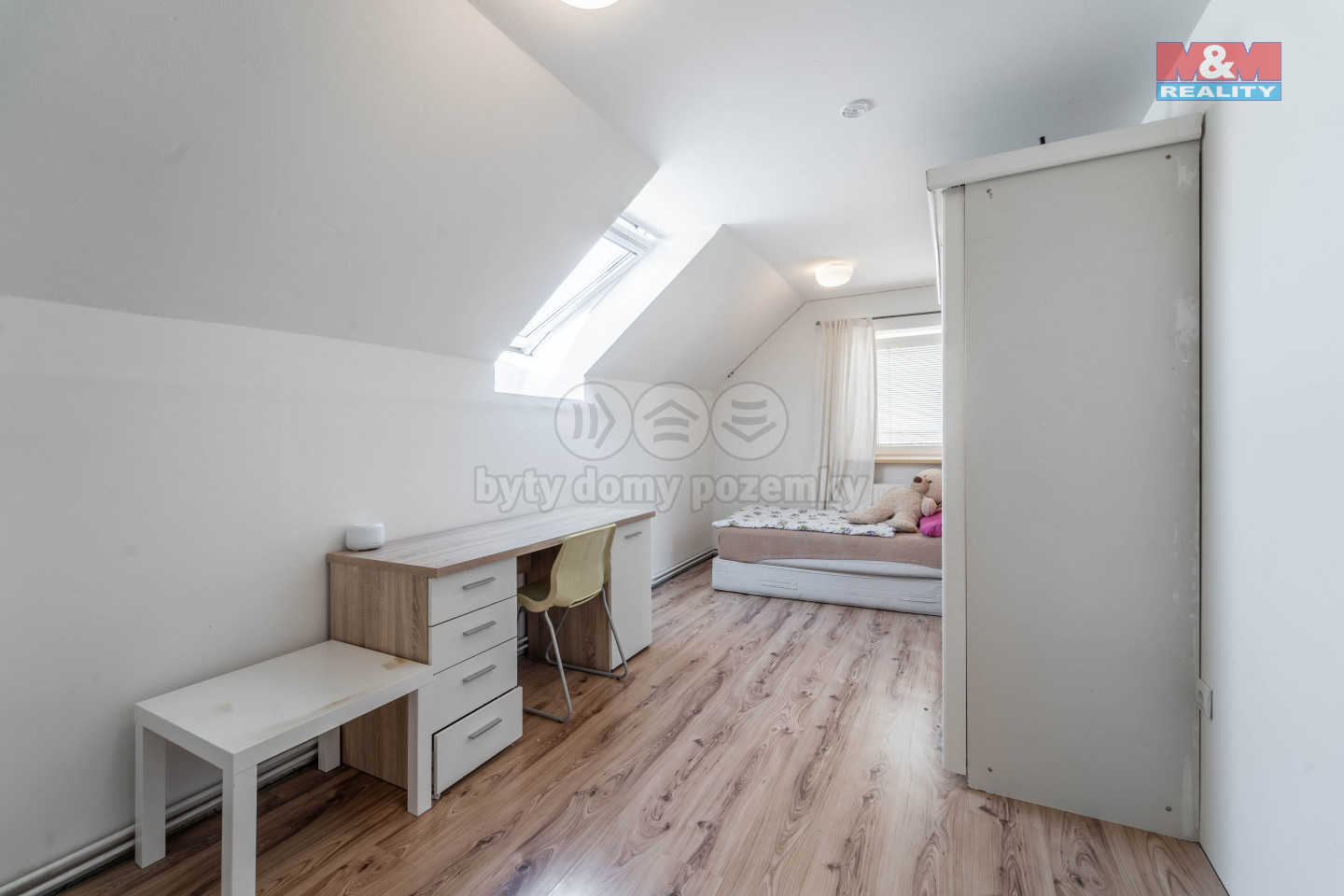 SKR09201-HDR.jpg