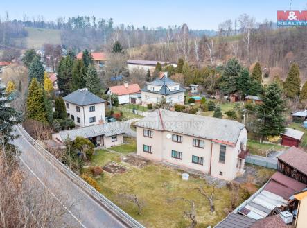 Dům | Prodej - dům/vila, 180 m²